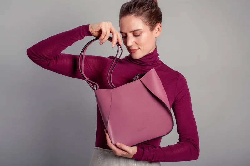 Gretchen Erica Shoulderbag mit farbigem Schulterriemen