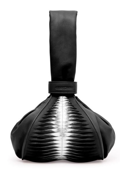 Gretchen - Tango Pouch Ray - Midnight Black Silver