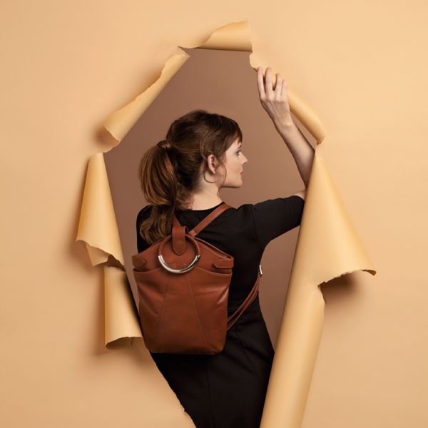 Gretchen - Maple Metal Backpack - Apricot Orange