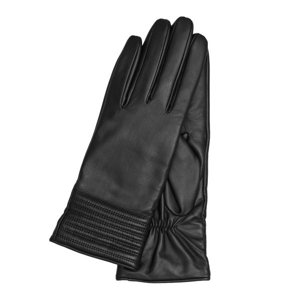 Gretchen - GL22 Quilted Glove - Deep Black - 7